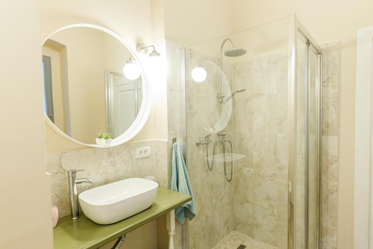 טימישוארה Beautiful Apartment In Heart Of Historical Center מראה חיצוני תמונה